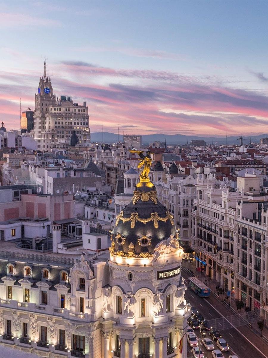 Penthouse Madrid View Lägenhet Exteriör bild